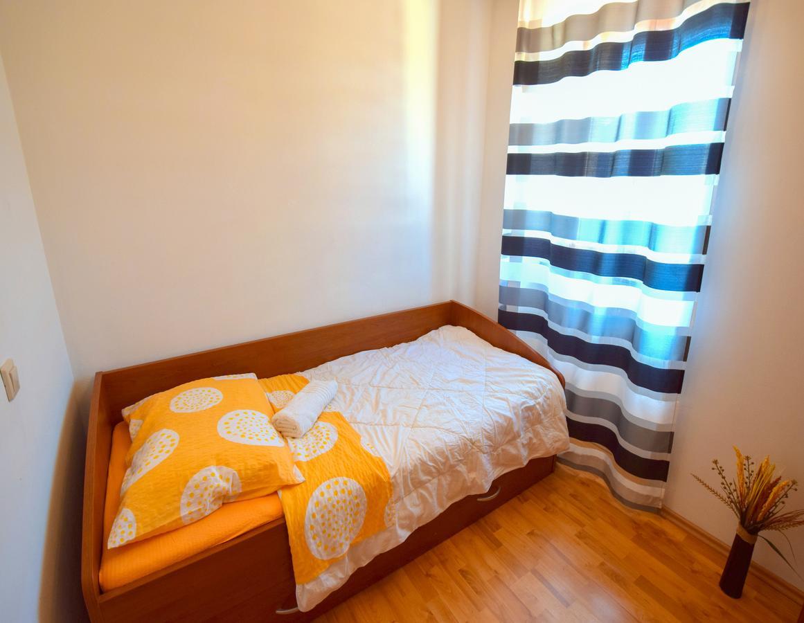 Apartments Ivanka Malinska Esterno foto